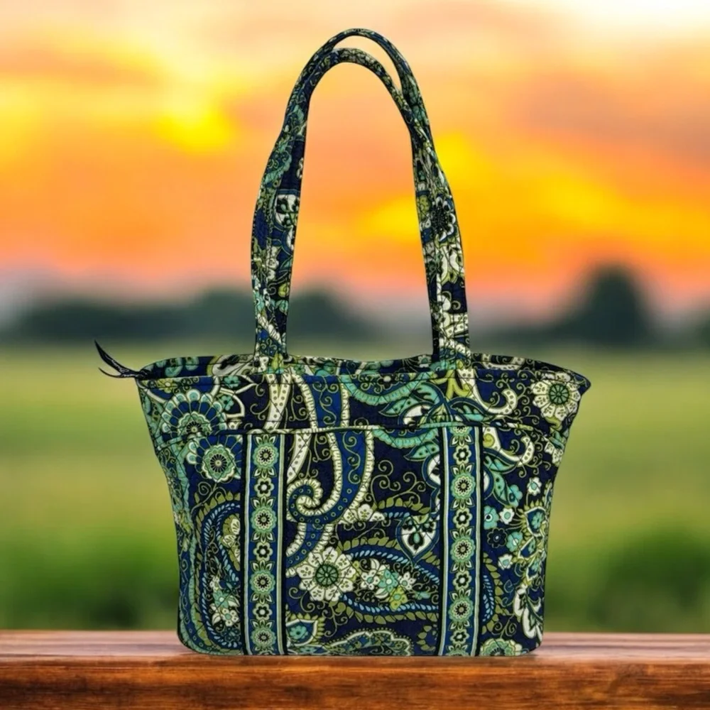 Vera Bradley Rhythm & Blues (Retired Pattern) Green Blue Floral Paisley Tote